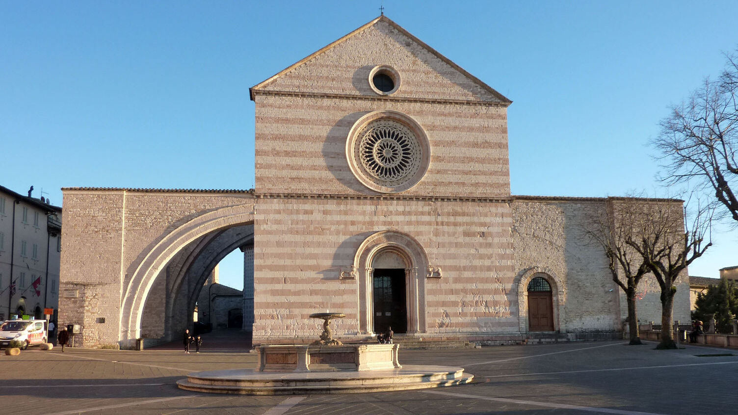 Tomb of St. Clare - Assisi | Secret World Trip Planner