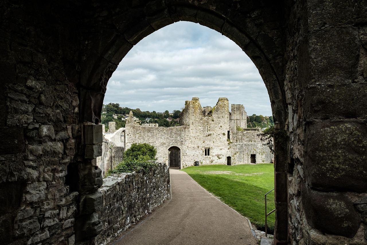 El Castillo de Chepstow es la fortificación más antigua de Gales - Mundo Secreto - Chepstow | Secret World Trip Planner