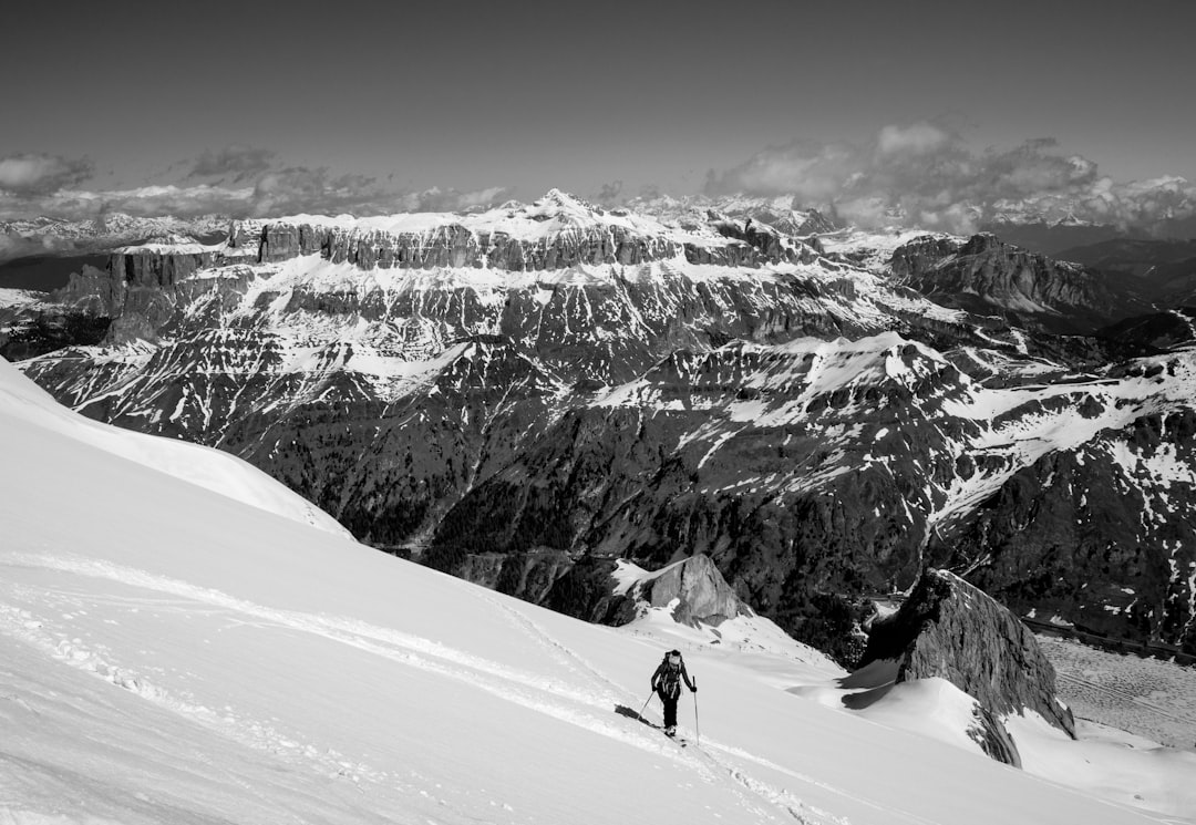 Marmolada, najslavnejša gora v Dolomitih. - Marmolada | Secret World Trip Planner
