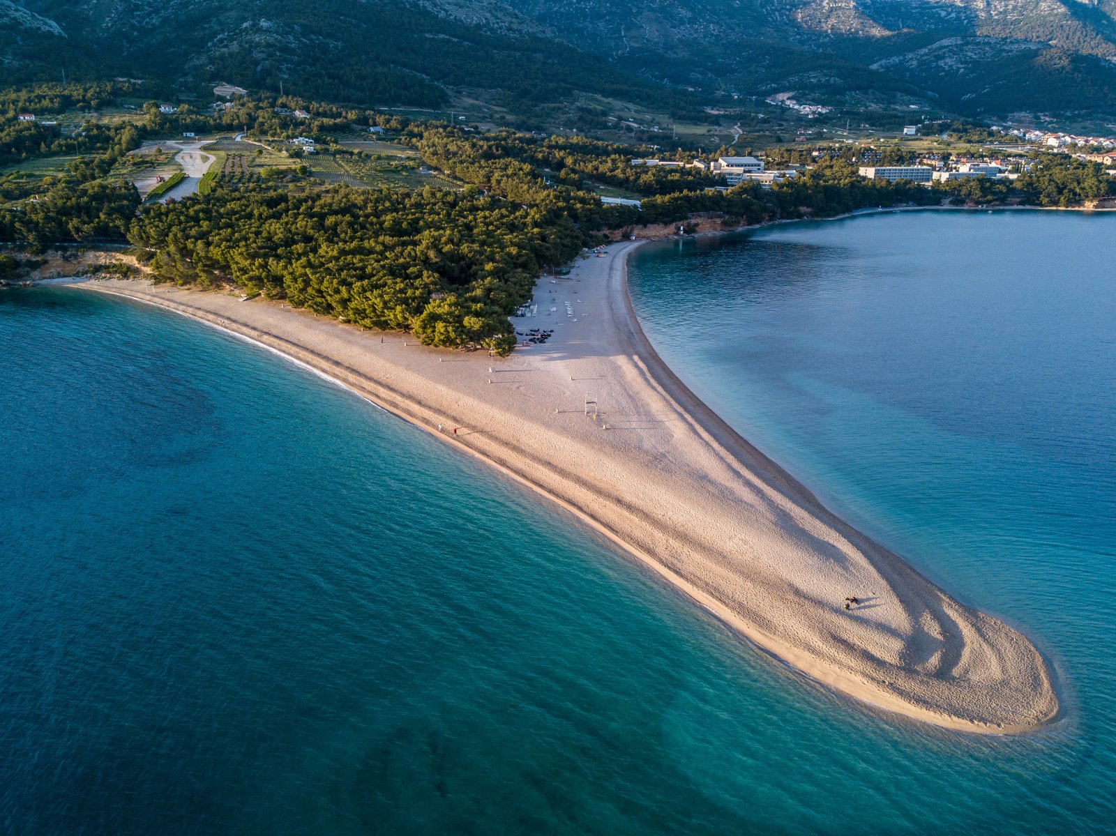 Rata Zlatni: la belleza del Adriático - Bol | Secret World Trip Planner