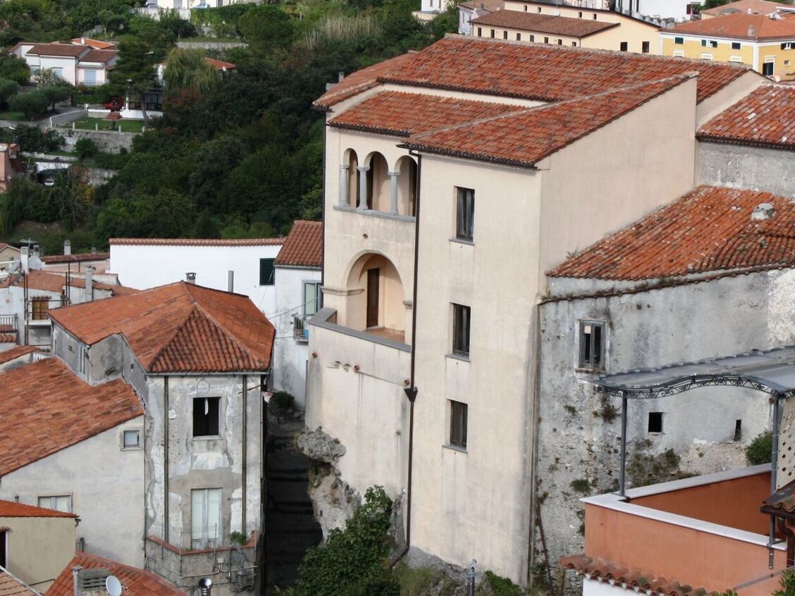 Maratea: Palacio noble de De Lieto - Maratea | Secret World Trip Planner