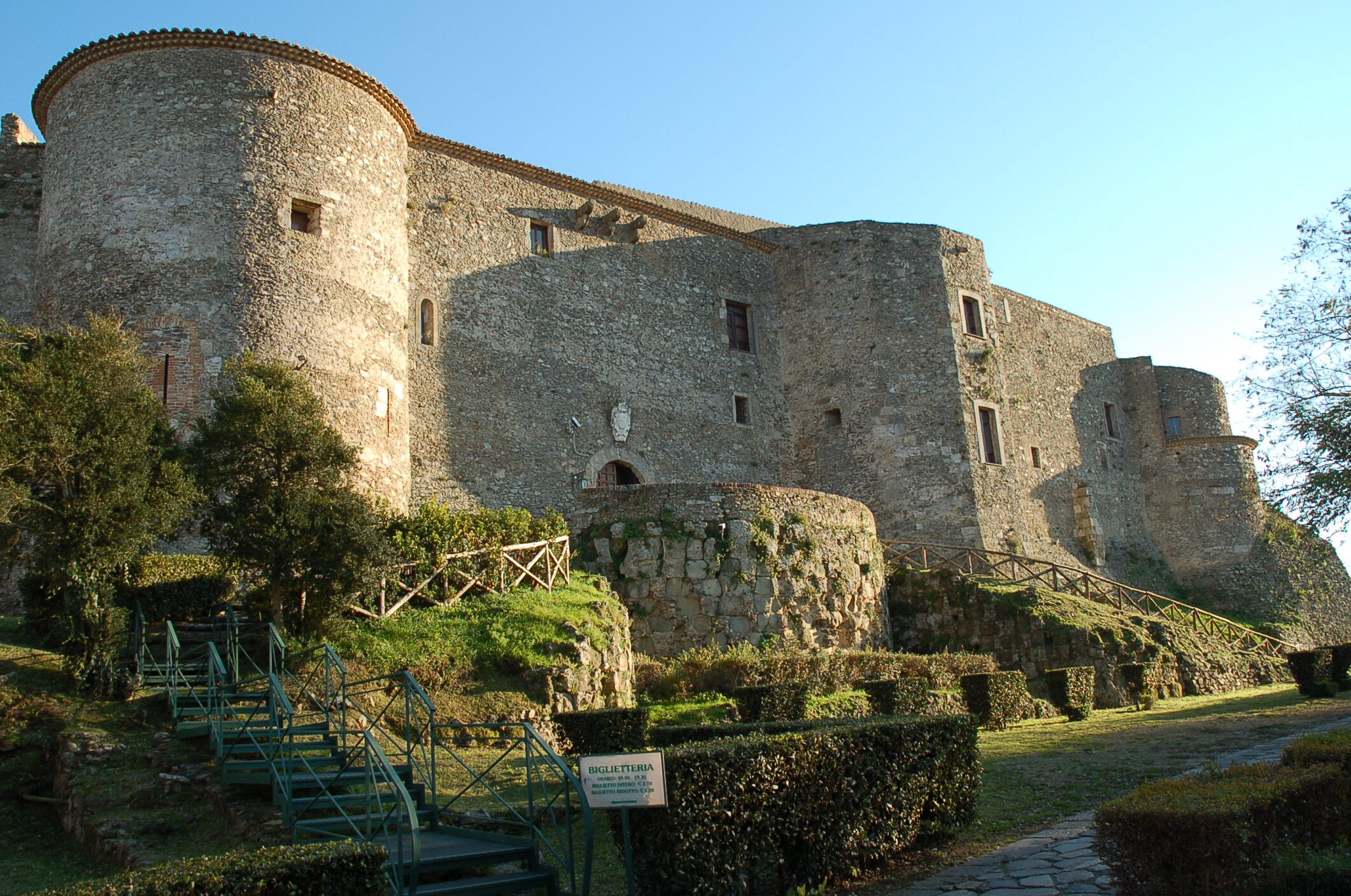 Vibo Vatentia : Castillo Normando-Suabio - Vibo Valentia | Secret World Trip Planner