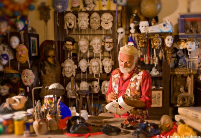 Museo Mondonovo Máscaras - Malo | Secret World Trip Planner