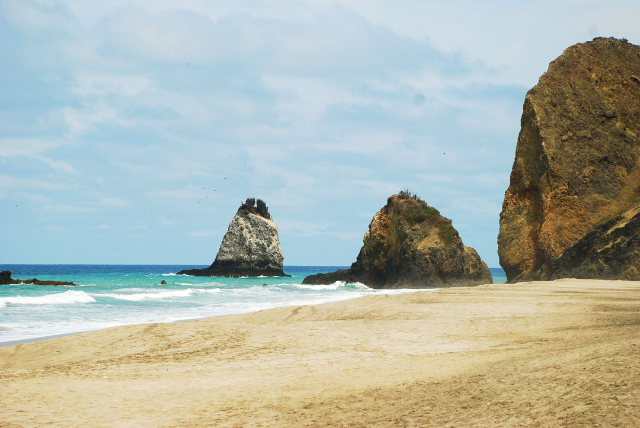 Plage de San Lorenzo - San Lorenzo | Secret World Trip Planner