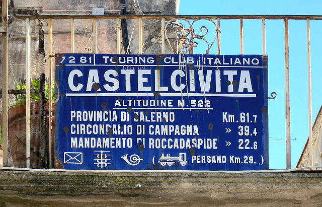 Pueblos de Italia | Castelcivita - Castelcivita | Secret World Trip Planner