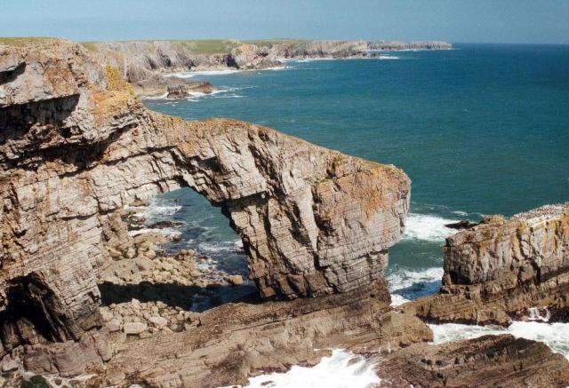 Pembroke | Il Ponte Verde del Galles - Pembrokeshire Coast Path | Secret World Trip Planner