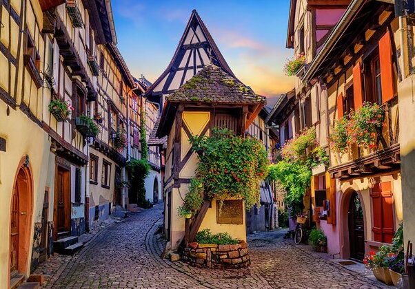 Eguisheim - El lugar de nacimiento de la viticultura en Alsacia - Eguisheim | Secret World Trip Planner