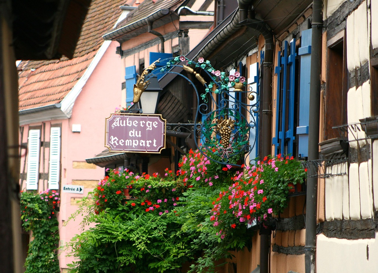 Eguisheim - El lugar de nacimiento de la viticultura en Alsacia - Eguisheim | Secret World Trip Planner
