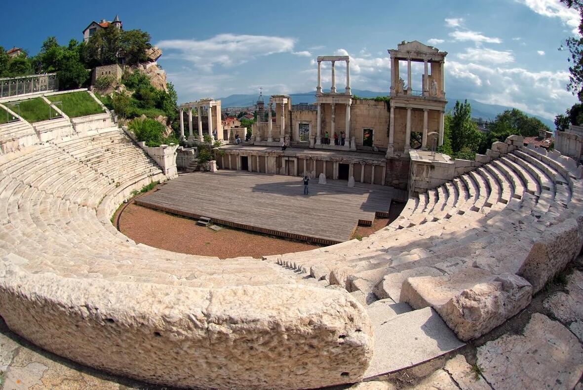 Bulgaria | Teatro Romano de Plovdiv — Plovdiv