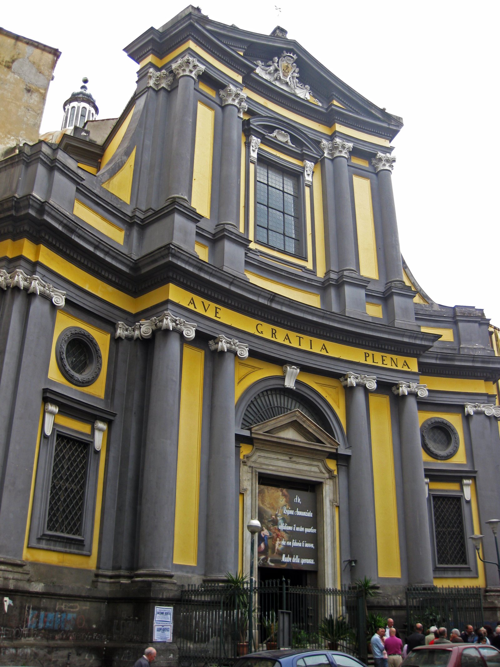 Neapelj / Santissima Annunziata Maggiore  - Napoli | Secret World Trip Planner
