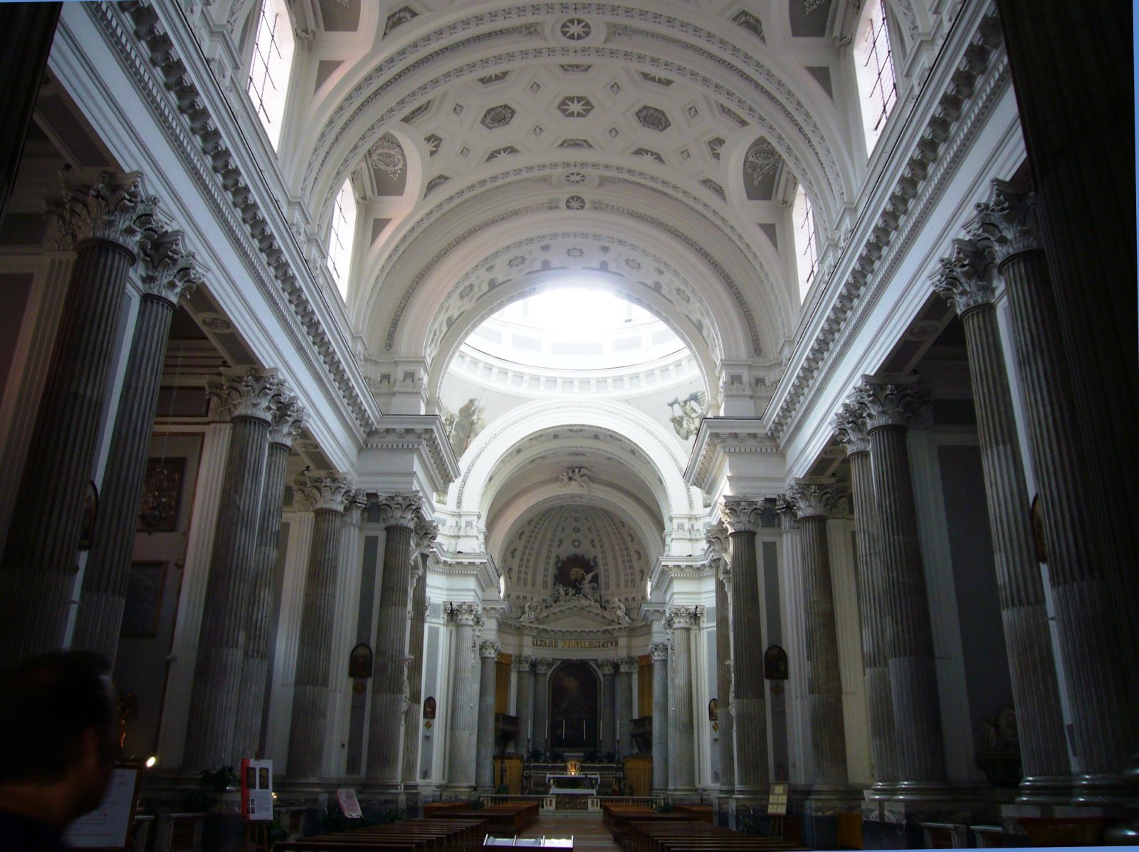 Neapelj / Santissima Annunziata Maggiore  - Napoli | Secret World Trip Planner