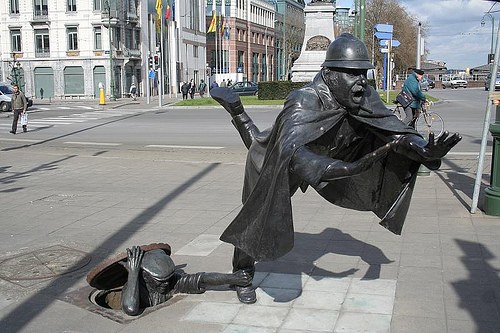 Sanamu Ya Vaartkapoen - Molenbeek-Saint-Jean | Secret World Trip Planner