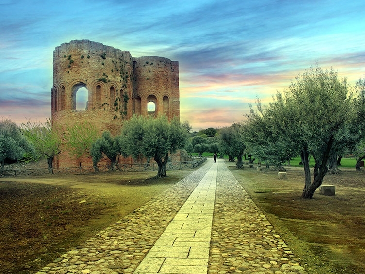 Parc arqueològic de Scolacium - Strada Statale 106 Jonica | Secret World Trip Planner