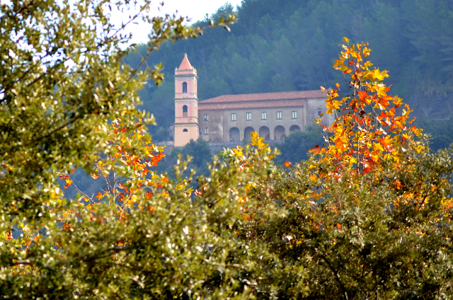 皮特拉桑塔的圣母玛利亚圣殿 - San Giovanni A Piro | Secret World Trip Planner