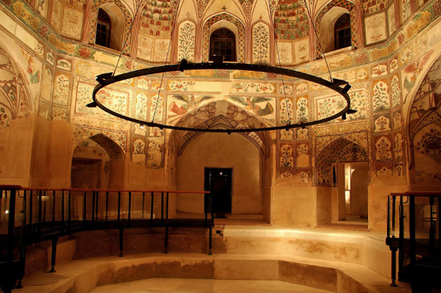 Ba&ntilde;os Reales - Lahore | Secret World Trip Planner