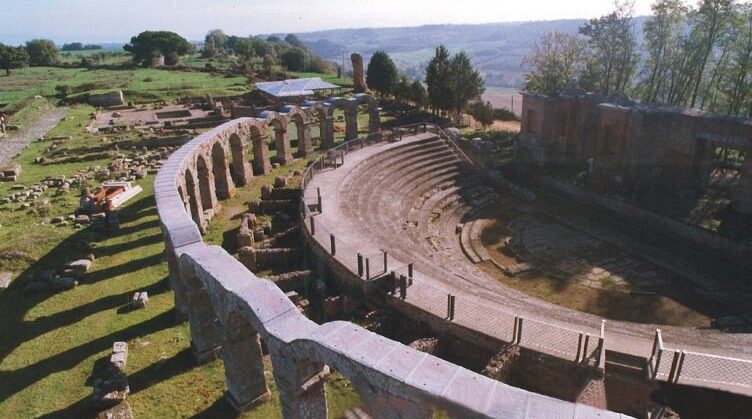 Ferento ed il suo Teatro Romano - Viterbo | Secret World Trip Planner