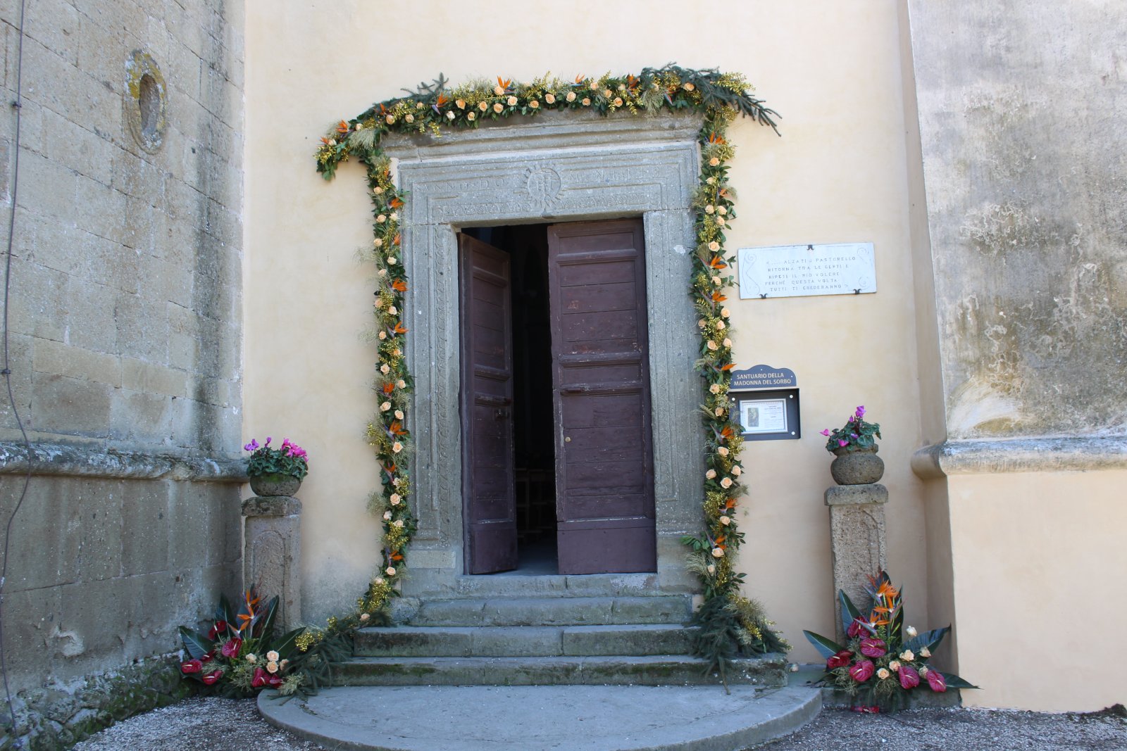Santuario della Madonna del Sorbo - 00063 Campagnano di Roma RM | Secret World Trip Planner