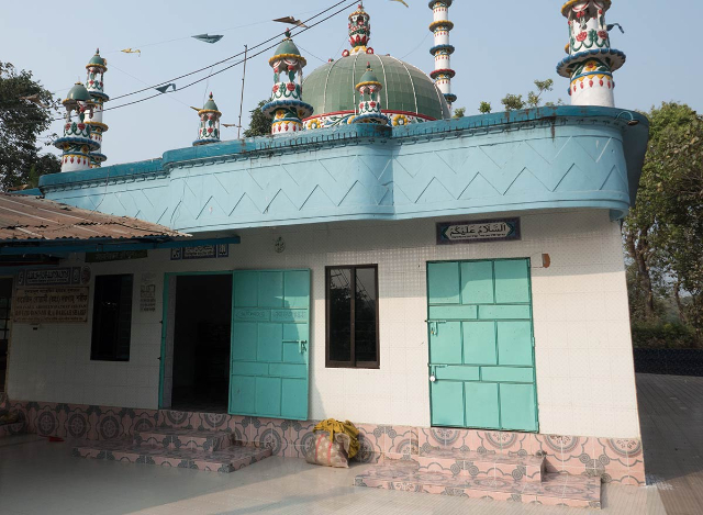 Tomb of Sultan Bayazid Bostami - চট্টগ্রাম | Secret World Trip Planner