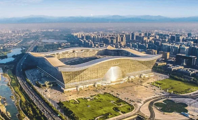Global Center, the biggest building in the world - Cheng Du Shi | Secret World Trip Planner