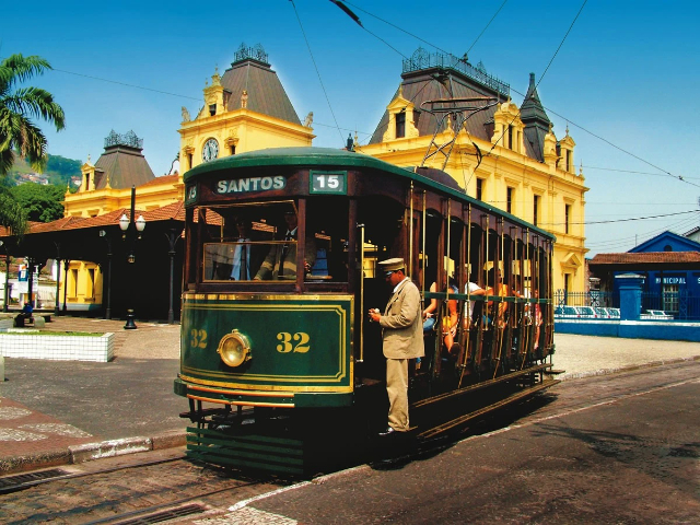 Le tramway touristique - Santos - SP | Secret World Trip Planner