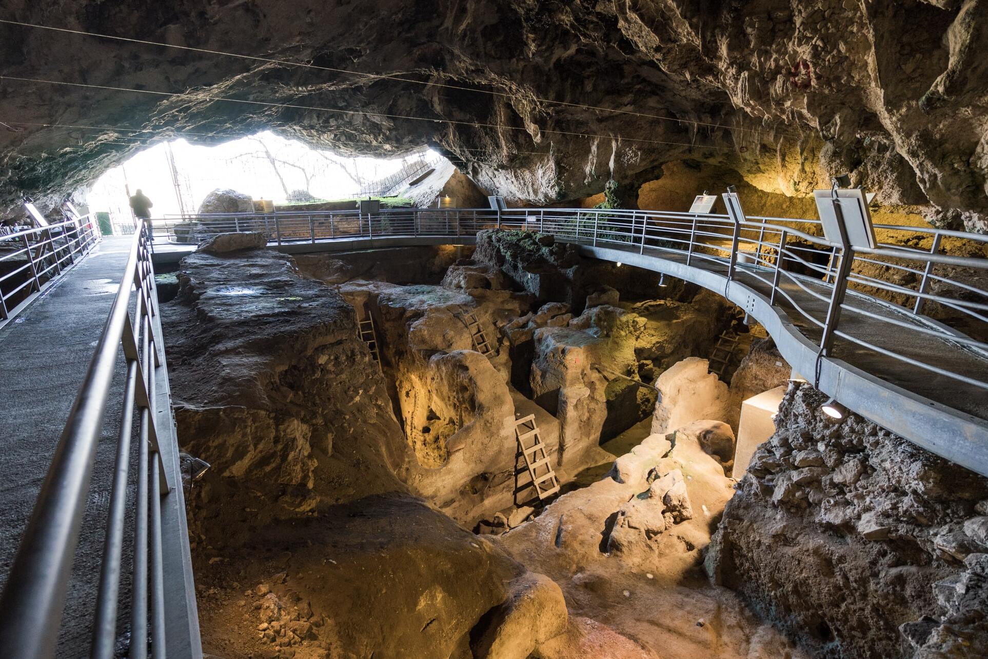 Greece:Theopetra Cave and the oldest ruins in the world  - Vasiliki | Secret World Trip Planner
