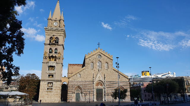मेसिना कॅथेड्रल - Messina | Secret World Trip Planner