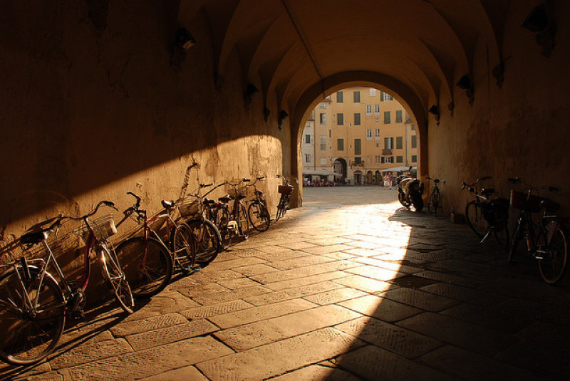 లూకా గోడల లోపల ఒక ఆభరణం - Lucca LU | Secret World Trip Planner