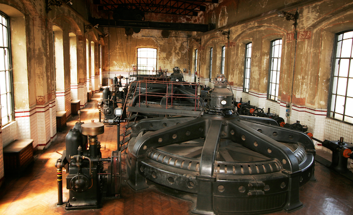 La planta hidroeléctrica de Crespi d'Adda - Capriate San Gervasio | Secret World Trip Planner