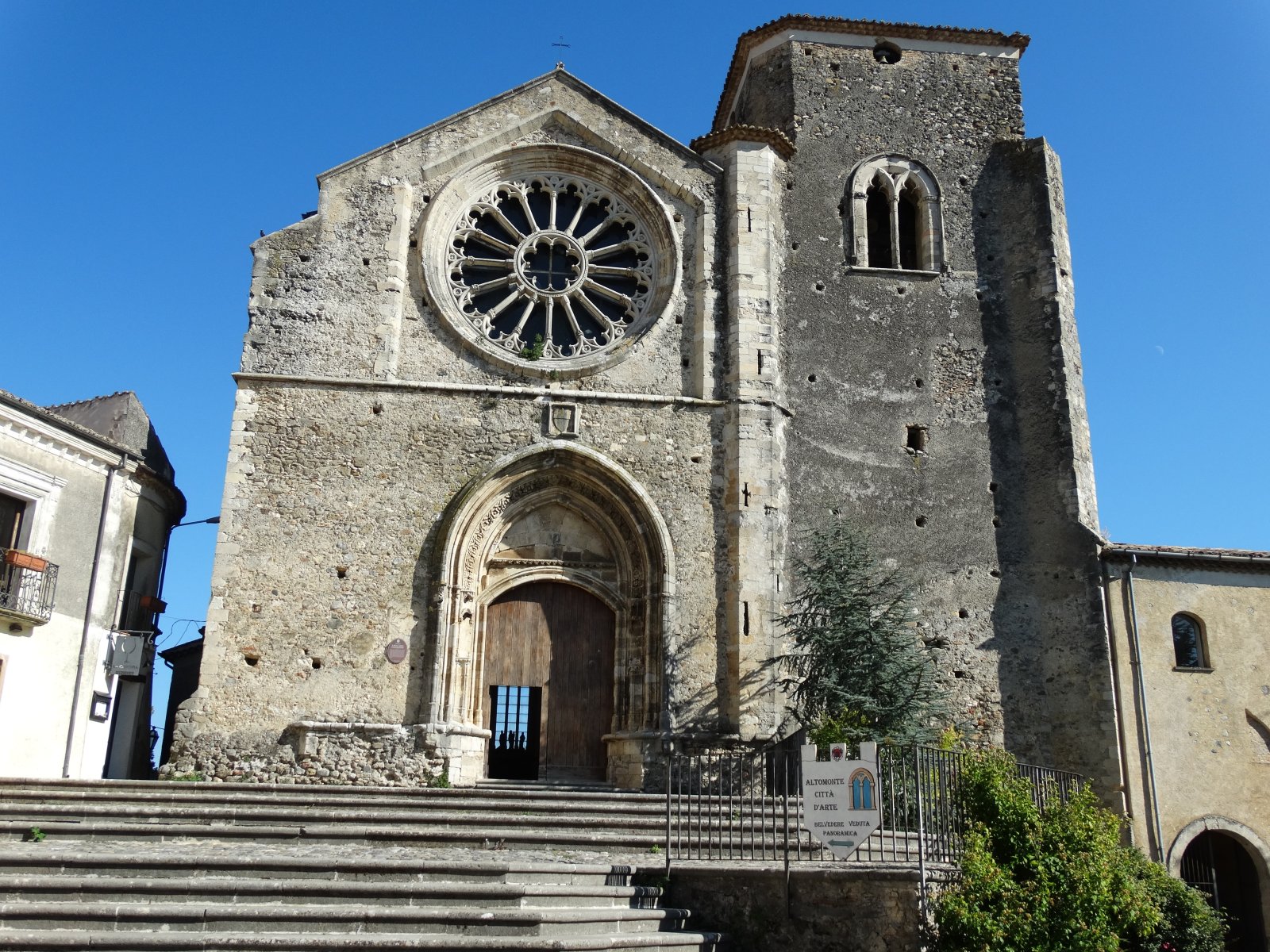 Altomonte | Iglesia de Santa María de la Consolación - Altomonte | Secret World Trip Planner