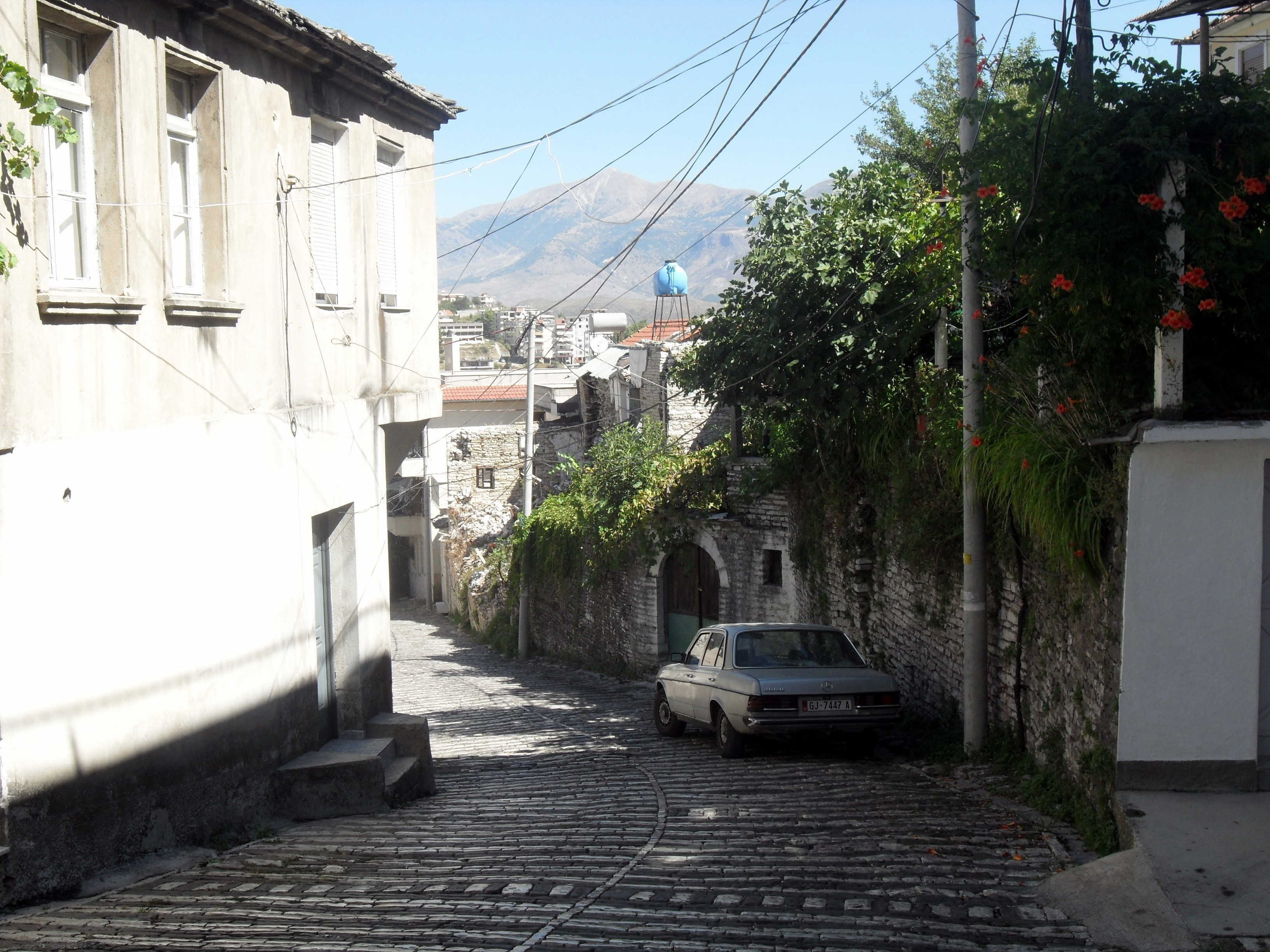 The city of Argirocastro (in Albanian Gjirokastër) - Argirocastro | Secret World Trip Planner