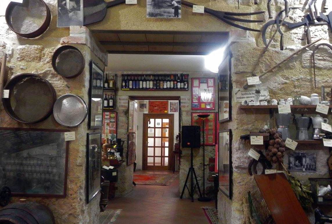 Palermo / Safnið af víni og bóndi siðmenningu - Manduria | Secret World Trip Planner