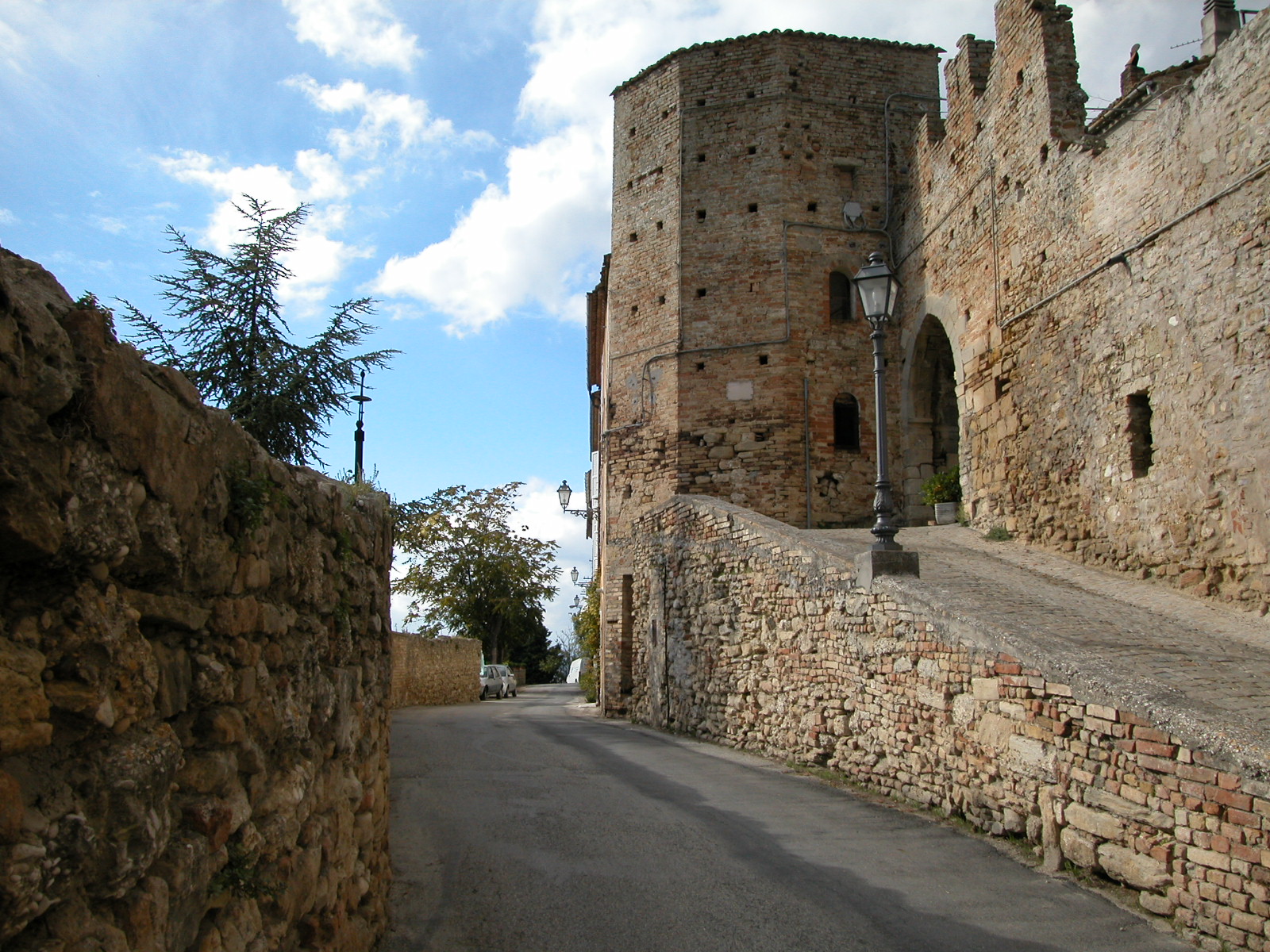 Montefiore Dell ' Aso - Montefiore dell'Aso | Secret World Trip Planner