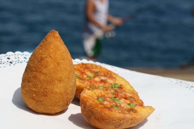 Sizilianische Arancini - Catania | Secret World Trip Planner