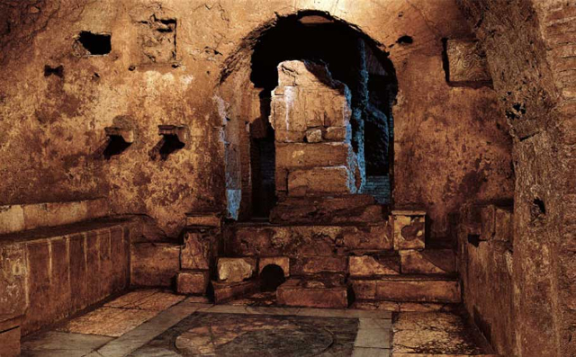 Mithraeum ag an Sorcas Maximus - Roma | Secret World Trip Planner