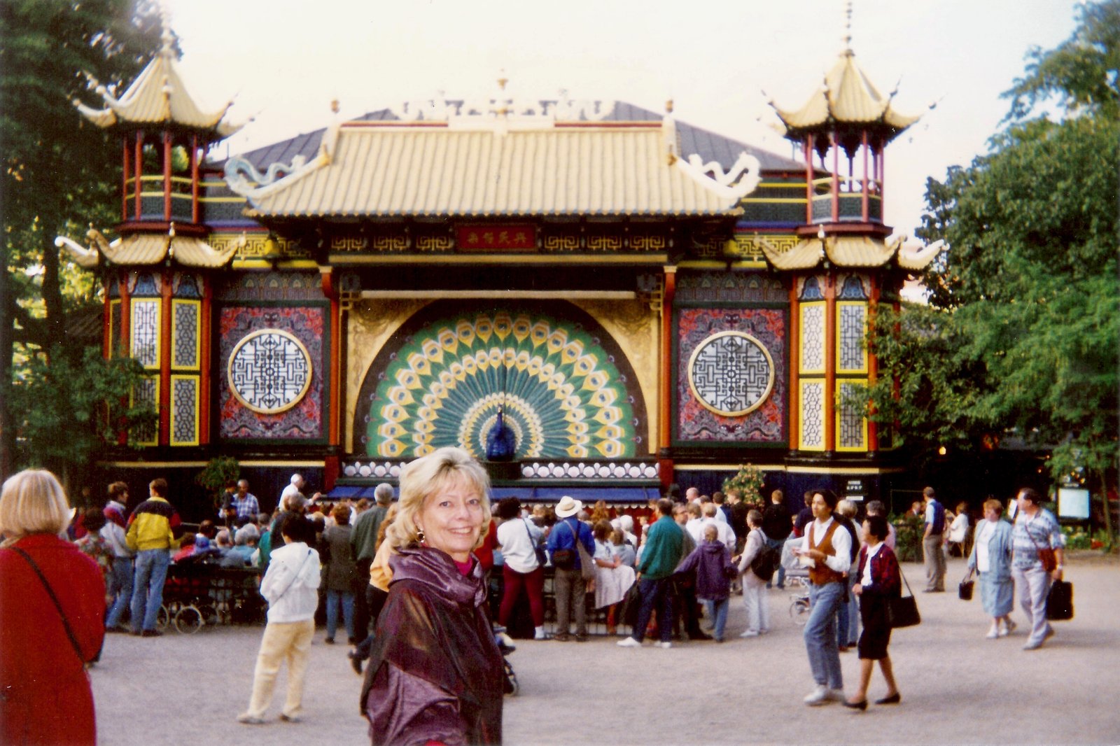 Tivoli Gardens - København | Secret World Trip Planner