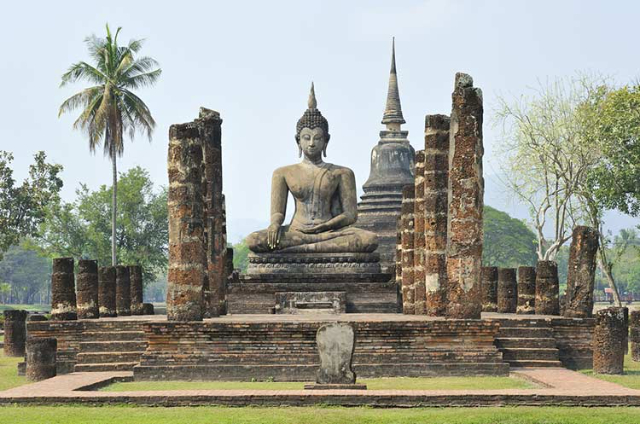 The Temple of the Great Relic, - Amphoe Phra Nakhon Si Ayutthaya | Secret World Trip Planner