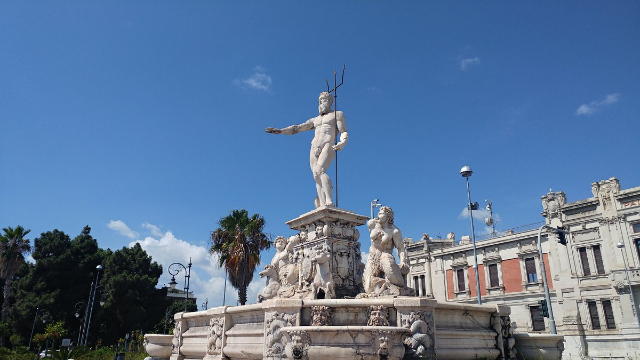 Neptūno fontanas - Fontana di Nettuno | Secret World Trip Planner