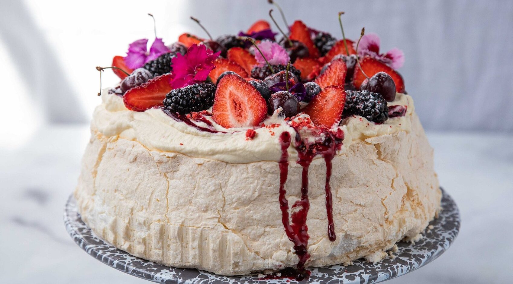 Pavlova es el pastel tradicional de Nueva Zelanda | Secret World Trip Planner