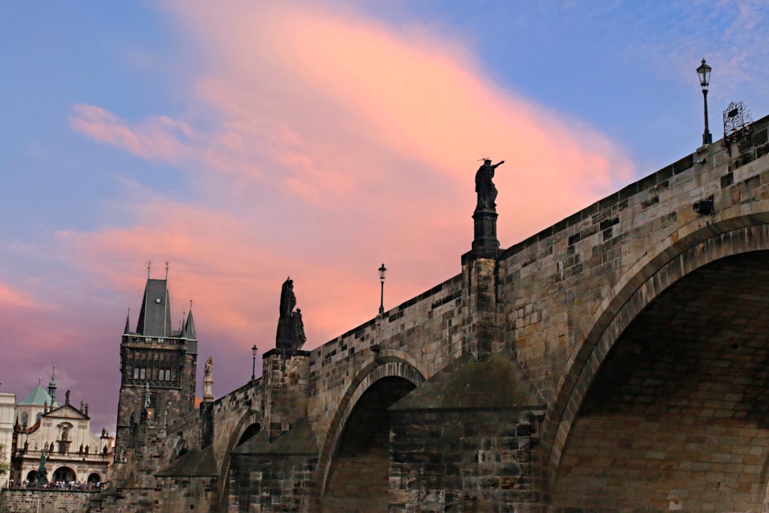 The Charles Bridge: the statues that fulfill wishes - Karlův most | Secret World Trip Planner