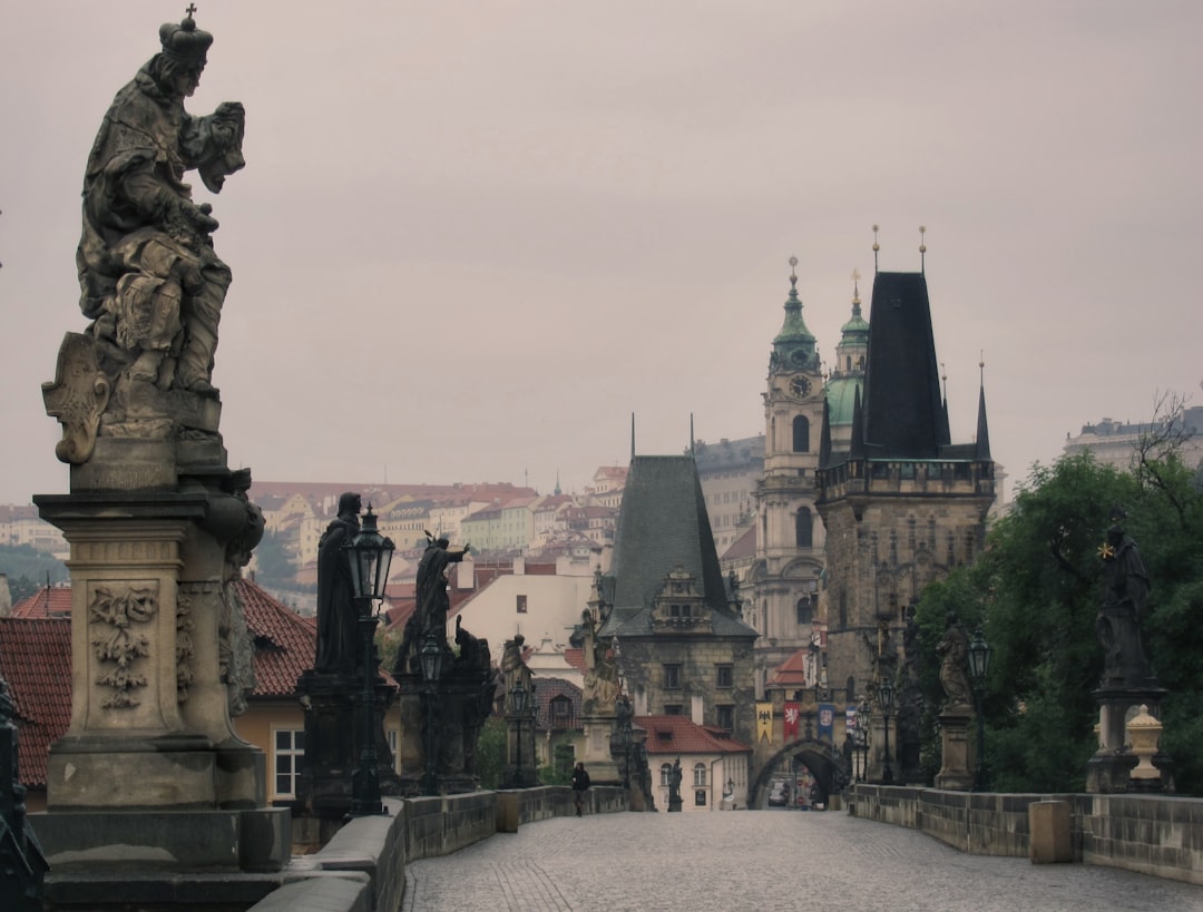 The Charles Bridge: the statues that fulfill wishes - Karlův most | Secret World Trip Planner