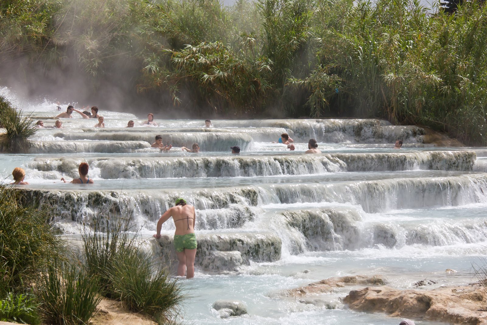 Cascadele din Moara Saturniei - Via della Follonata | Secret World Trip Planner