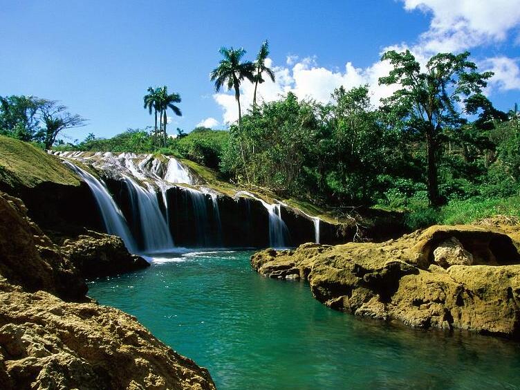 Las cascadas y piscinas naturales de El Nicho — El Nicho