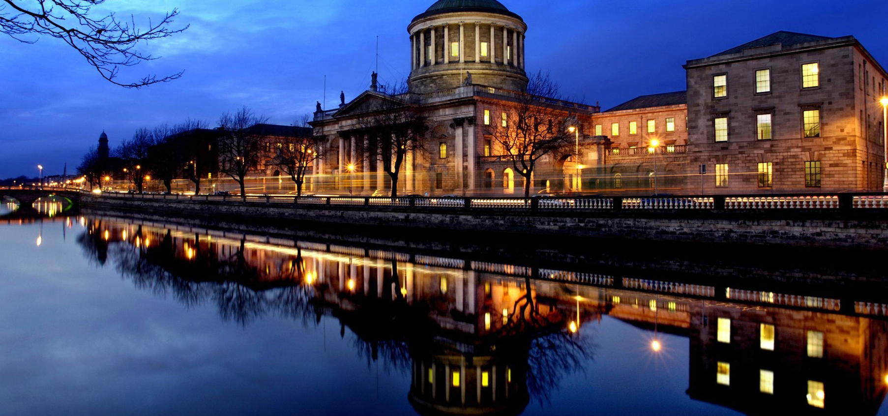 The Custom House in Dublin - Dublin 1 | Secret World Trip Planner