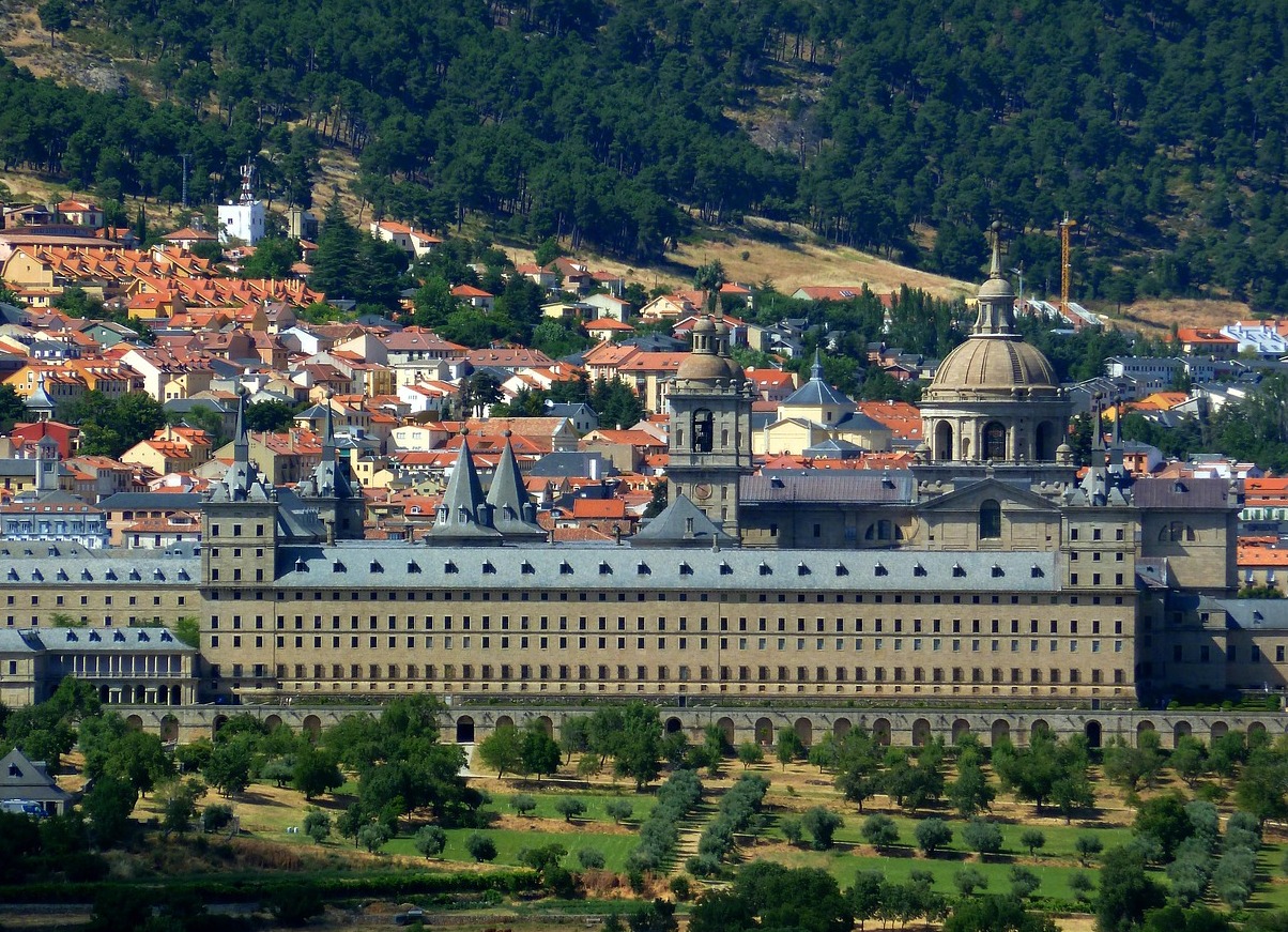 San Lorenzo de El Escorial | Ya Escorial - San Lorenzo de El Escorial | Secret World Trip Planner
