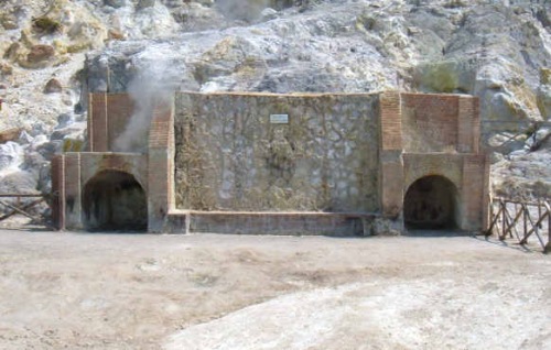 Сальфатара - Solfatara di Pozzuoli | Secret World Trip Planner