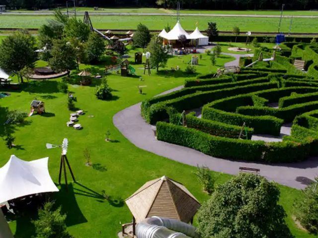 A Aventura do Labirinto Evionnaz. - Evionnaz | Secret World Trip Planner