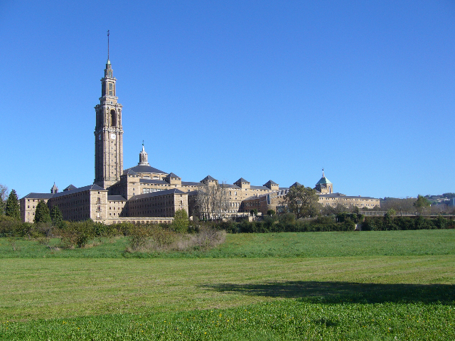 Največja ovalna cerkev na svetu - Gijón | Secret World Trip Planner