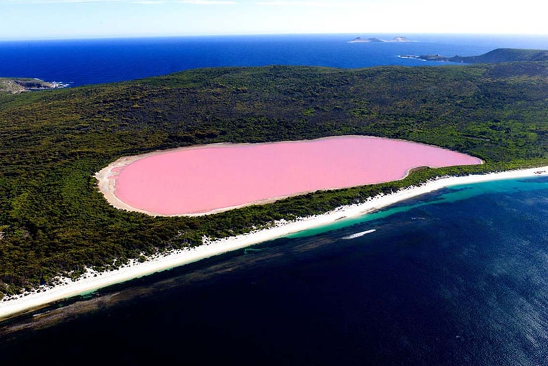 El lago Retba en Senegal - Lago Retba | Secret World Trip Planner