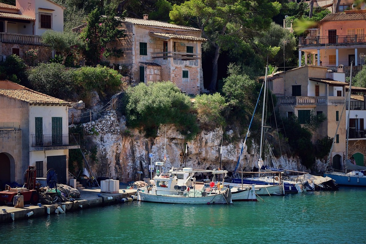 Sóller, una de las ciudades más encantadoras de Mallorca - Sóller | Secret World Trip Planner