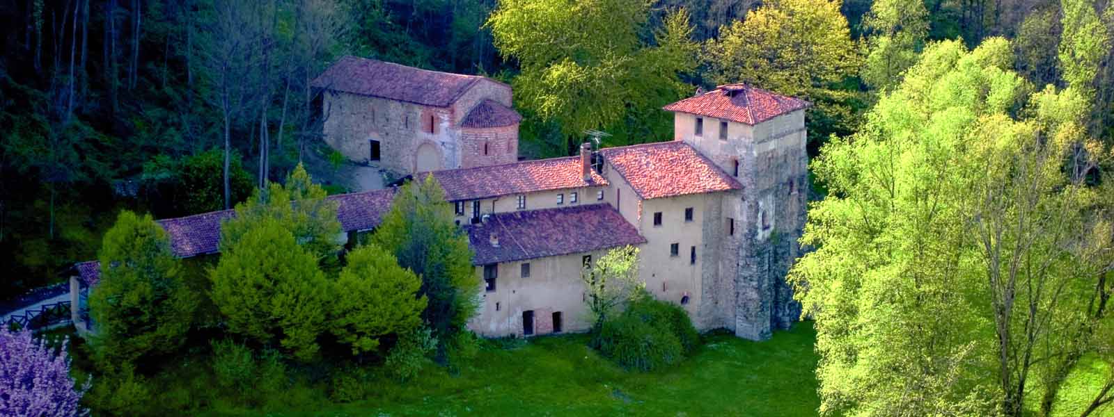 Durpių vienuolynas - Torba | Secret World Trip Planner